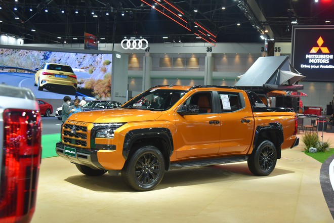 Mitsubishi Triton 2024 nhận cọc kèm tặng thay dầu nhớt: Dự kiến ra mắt ngay giữa tháng 9, lột xác để đấu Ranger, nhưng vẫn có điểm không bằng- Ảnh 3. Mitsubishi Triton 2024 nhận cọc kèm tặng thay dầu nhớt: Dự kiến ra mắt ngay giữa tháng 9, lột xác để đấu Ranger, nhưng vẫn có điểm không bằng- Ảnh 3.