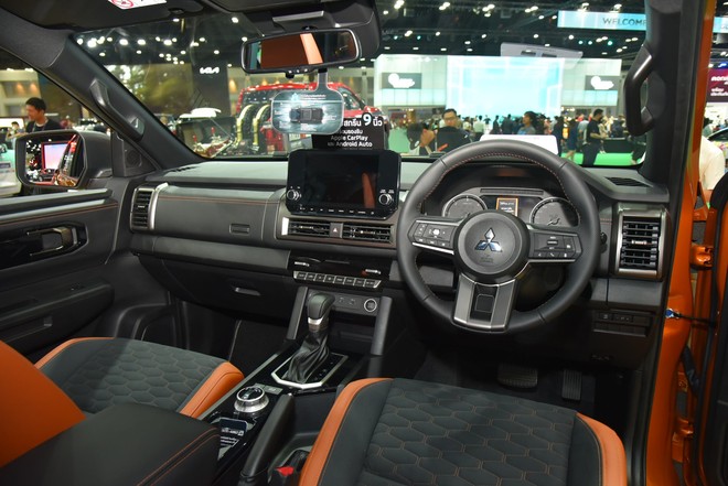 Đại lý nhận đặt cọc Mitsubishi Triton 2024: Nhập khẩu Thái Lan, dự kiến tháng 9 về nước- Ảnh 10. Đại lý nhận đặt cọc Mitsubishi Triton 2024: Nhập khẩu Thái Lan, dự kiến tháng 9 về nước- Ảnh 10.