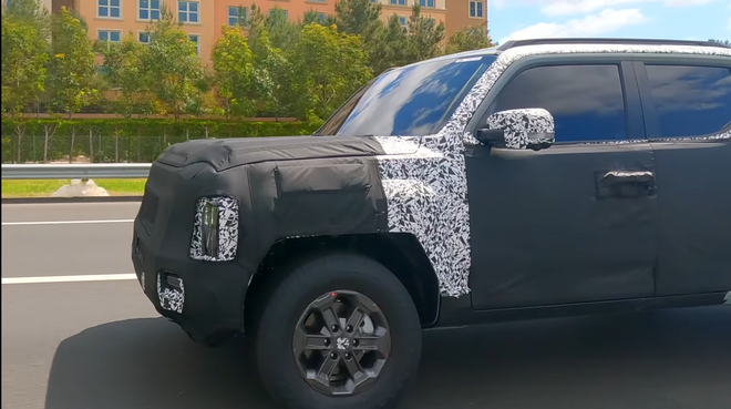 Kia Tasman lộ chạy thử có thể khiến nhiều người sửng sốt: Trang bị động cơ khủng từng bị gạt đi, quyết đấu Ranger Raptor- Ảnh 5. Kia Tasman lộ chạy thử có thể khiến nhiều người sửng sốt: Trang bị động cơ khủng từng bị gạt đi, quyết đấu Ranger Raptor- Ảnh 5.