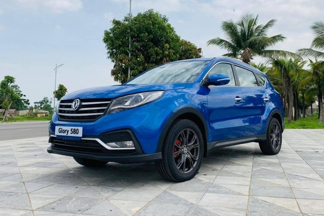 SUV 7 chỗ này giảm giá còn 430 triệu tại Việt Nam: Ngang cỡ CR-V, có phanh điện tử, cửa sổ trời toàn cảnh như xe tiền tỷ- Ảnh 3. SUV 7 chỗ này giảm giá còn 430 triệu tại Việt Nam: Ngang cỡ CR-V, có phanh điện tử, cửa sổ trời toàn cảnh như xe tiền tỷ- Ảnh 3.