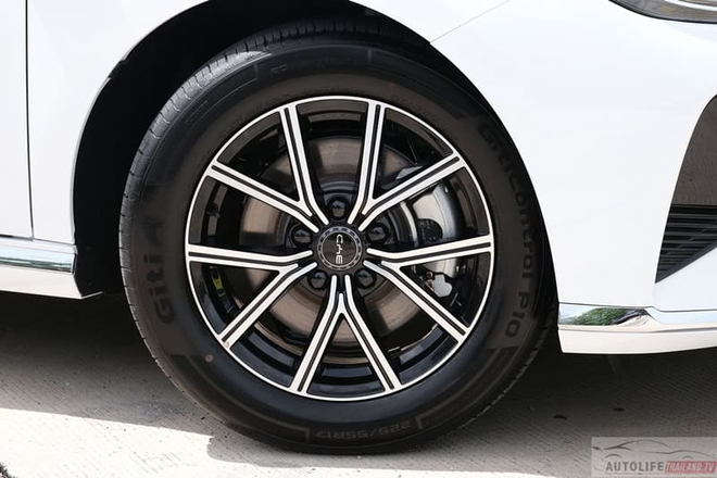 MPV mới này của BYD mà về Việt Nam thì Innova phải dè chừng: Nhiều trang bị hiện đại, chạy 500km/sạc- Ảnh 15. MPV mới này của BYD mà về Việt Nam thì Innova phải dè chừng: Nhiều trang bị hiện đại, chạy 500km/sạc- Ảnh 15.