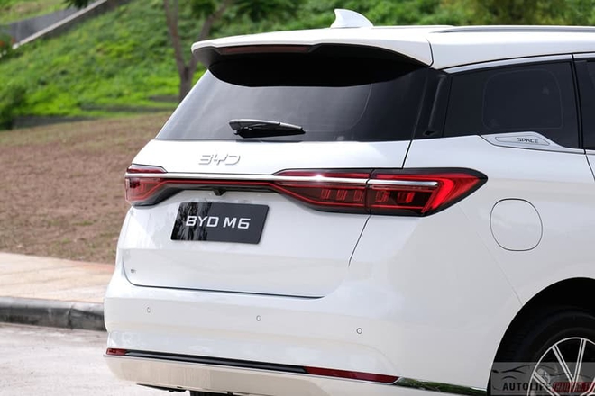 MPV mới này của BYD mà về Việt Nam thì Innova phải dè chừng: Nhiều trang bị hiện đại, chạy 500km/sạc- Ảnh 16.