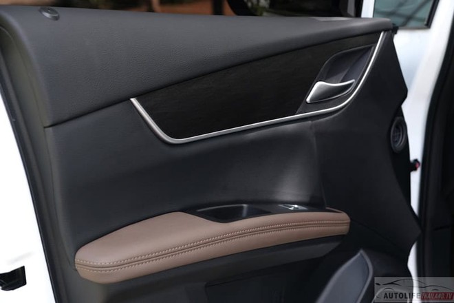 MPV mới này của BYD mà về Việt Nam thì Innova phải dè chừng: Nhiều trang bị hiện đại, chạy 500km/sạc- Ảnh 23. MPV mới này của BYD mà về Việt Nam thì Innova phải dè chừng: Nhiều trang bị hiện đại, chạy 500km/sạc- Ảnh 23.