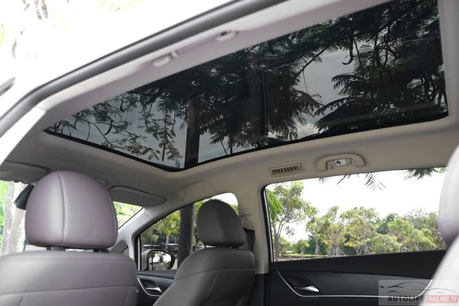 MPV mới này của BYD mà về Việt Nam thì Innova phải dè chừng: Nhiều trang bị hiện đại, chạy 500km/sạc- Ảnh 33. MPV mới này của BYD mà về Việt Nam thì Innova phải dè chừng: Nhiều trang bị hiện đại, chạy 500km/sạc- Ảnh 33.