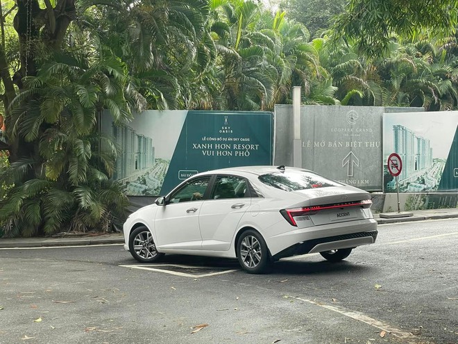 Đại lý hé lộ nhiều thông số và giá bán Hyundai Accent 2024: 4 bản thì có 3 bản AT, giá khởi điểm rẻ hơn Vios- Ảnh 3. Đại lý hé lộ nhiều thông số và giá bán Hyundai Accent 2024: 4 bản thì có 3 bản AT, giá khởi điểm rẻ hơn Vios- Ảnh 3.