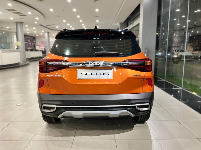 Đại lý xả hàng tồn, Kia Seltos giảm giá đến 50 triệu đồng: Bản cao cấp nhất rẻ hơn HR-V tiêu chuẩn, khách mua phải đánh đổi đời xe- Ảnh 7. Đại lý xả hàng tồn, Kia Seltos giảm giá đến 50 triệu đồng: Bản cao cấp nhất rẻ hơn HR-V tiêu chuẩn, khách mua phải đánh đổi đời xe- Ảnh 7.