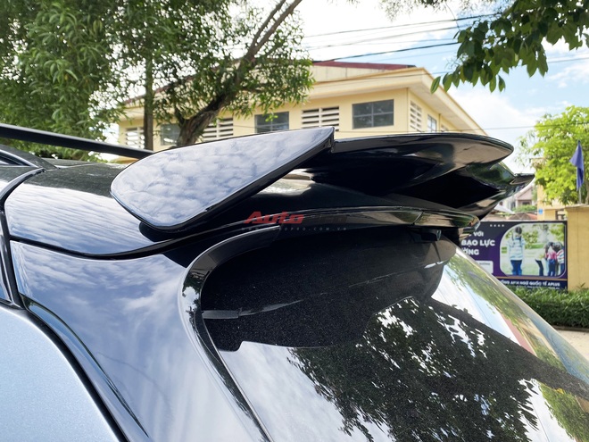 9x Nghệ An chi hơn 400 triệu độ VinFast Lux SA2.0 chỉ để đi cafe: Remap nâng công suất 22%, thay hết 2 bộ mâm và nhiều chi tiết đáng chú ý- Ảnh 11. 9x Nghệ An chi hơn 400 triệu độ VinFast Lux SA2.0 chỉ để đi cafe: Remap nâng công suất 22%, thay hết 2 bộ mâm và nhiều chi tiết đáng chú ý- Ảnh 11.