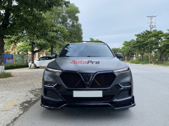 9x Nghệ An chi hơn 400 triệu độ VinFast Lux SA2.0 chỉ để đi cafe: Remap nâng công suất 22%, thay hết 2 bộ mâm và nhiều chi tiết đáng chú ý- Ảnh 3. 9x Nghệ An chi hơn 400 triệu độ VinFast Lux SA2.0 chỉ để đi cafe: Remap nâng công suất 22%, thay hết 2 bộ mâm và nhiều chi tiết đáng chú ý- Ảnh 3.