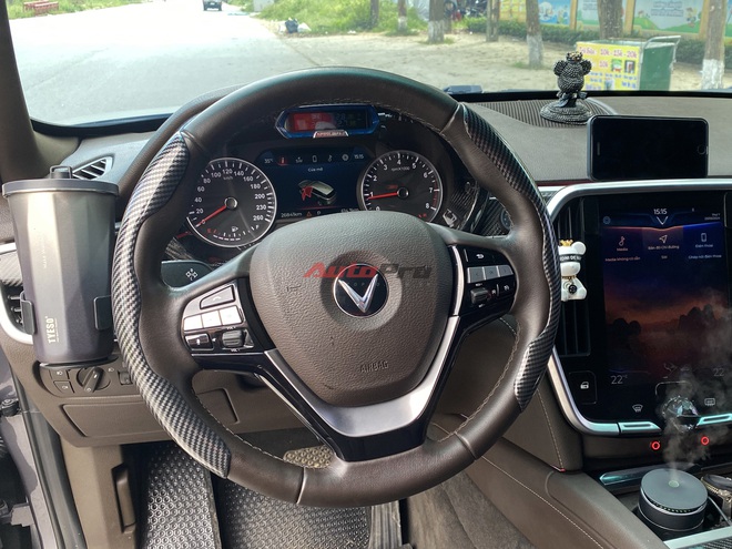 9x Nghệ An chi hơn 400 triệu độ VinFast Lux SA2.0 chỉ để đi cafe: Remap nâng công suất 22%, thay hết 2 bộ mâm và nhiều chi tiết đáng chú ý- Ảnh 14. 9x Nghệ An chi hơn 400 triệu độ VinFast Lux SA2.0 chỉ để đi cafe: Remap nâng công suất 22%, thay hết 2 bộ mâm và nhiều chi tiết đáng chú ý- Ảnh 14.