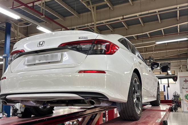 Dùng Honda Civic 2 năm thay thước lái 3 lần, chủ xe tại Đồng Nai chia sẻ: 'Chắc bán mua xe đạp cho đỡ phải sửa'- Ảnh 4. Dùng Honda Civic 2 năm thay thước lái 3 lần, chủ xe tại Đồng Nai chia sẻ: 'Chắc bán mua xe đạp cho đỡ phải sửa'- Ảnh 4.