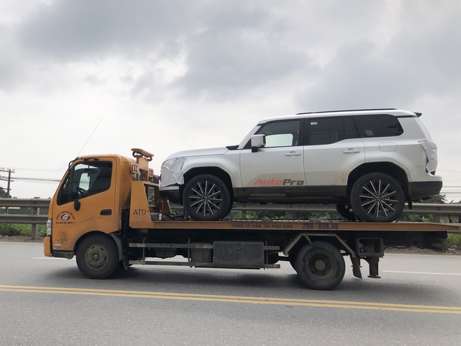 Lexus GX 2024 lộ diện tại Việt Nam: Giá dự kiến 6 tỷ, đã về đại lý nhưng số lượng siêu hiếm- Ảnh 3. Lexus GX 2024 lộ diện tại Việt Nam: Giá dự kiến 6 tỷ, đã về đại lý nhưng số lượng siêu hiếm- Ảnh 3.