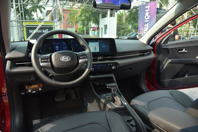 Hyundai dùng 24 triệu để ‘đập đi xây lại’ Accent 2024 như thế nào?- Ảnh 6. Hyundai dùng 24 triệu để ‘đập đi xây lại’ Accent 2024 như thế nào?- Ảnh 6.