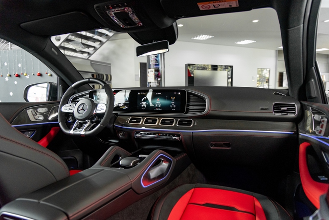 Loạt xe Mercedes-AMG giảm giá tại Việt Nam: Có cả SUV và sedan, giảm nhiều nhất gần 500 triệu, dễ tiếp cận thêm người thích chơi xe hiệu suất cao- Ảnh 16. Loạt xe Mercedes-AMG giảm giá tại Việt Nam: Có cả SUV và sedan, giảm nhiều nhất gần 500 triệu, dễ tiếp cận thêm người thích chơi xe hiệu suất cao- Ảnh 16.