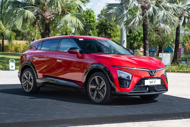Lộ diện VinFast VF 7S giá 850 triệu: Khác nhiều trang bị, sức mạnh là điểm đáng quan tâm - Ảnh 4. Lộ diện VinFast VF 7S giá 850 triệu: Khác nhiều trang bị, sức mạnh là điểm đáng quan tâm - Ảnh 4.
