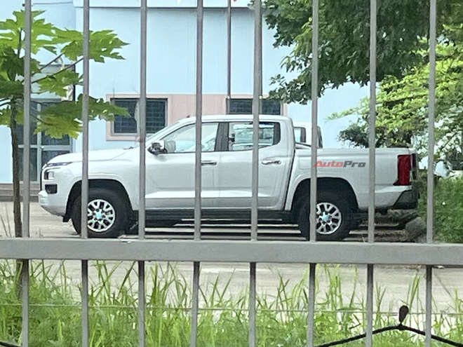 Mitsubishi sắp ra mắt 2 xe mới tại Việt Nam: Triton 2024 dễ xuất hiện, Xforce về bản 'full option' ngay tháng này- Ảnh 4. Mitsubishi sắp ra mắt 2 xe mới tại Việt Nam: Triton 2024 dễ xuất hiện, Xforce về bản 'full option' ngay tháng này- Ảnh 4.