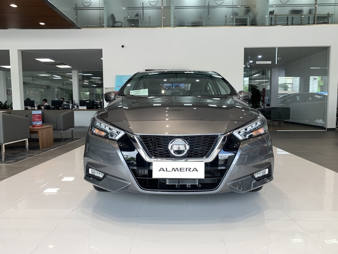 Loạt xe nhập giảm giá đấu xe lắp ráp sắp được ưu đãi trước bạ: Nhiều mẫu giảm trăm triệu, đa dạng phân khúc cho khách Việt lựa chọn- Ảnh 7. Loạt xe nhập giảm giá đấu xe lắp ráp sắp được ưu đãi trước bạ: Nhiều mẫu giảm trăm triệu, đa dạng phân khúc cho khách Việt lựa chọn- Ảnh 7.