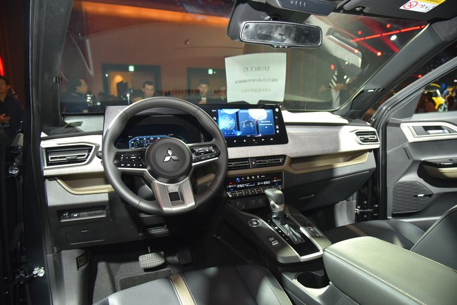 Mitsubishi sắp ra mắt 2 xe mới tại Việt Nam: Triton 2024 dễ xuất hiện, Xforce về bản 'full option' ngay tháng này- Ảnh 12. Mitsubishi sắp ra mắt 2 xe mới tại Việt Nam: Triton 2024 dễ xuất hiện, Xforce về bản 'full option' ngay tháng này- Ảnh 12.