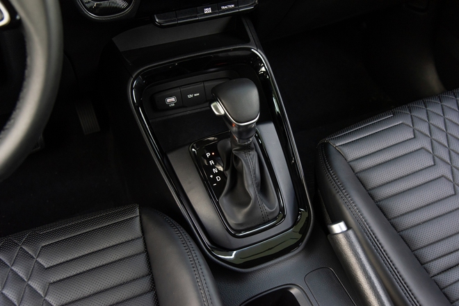 Đánh giá nhanh Kia Sonet 2024: Biến thành Seltos thu nhỏ, thêm đúng option khách Việt đang chờ- Ảnh 31. Đánh giá nhanh Kia Sonet 2024: Biến thành Seltos thu nhỏ, thêm đúng option khách Việt đang chờ- Ảnh 31.