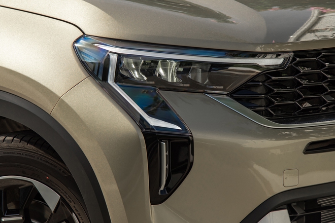 Đánh giá nhanh Kia Sonet 2024: Biến thành Seltos thu nhỏ, thêm đúng option khách Việt đang chờ- Ảnh 3. Đánh giá nhanh Kia Sonet 2024: Biến thành Seltos thu nhỏ, thêm đúng option khách Việt đang chờ- Ảnh 3.