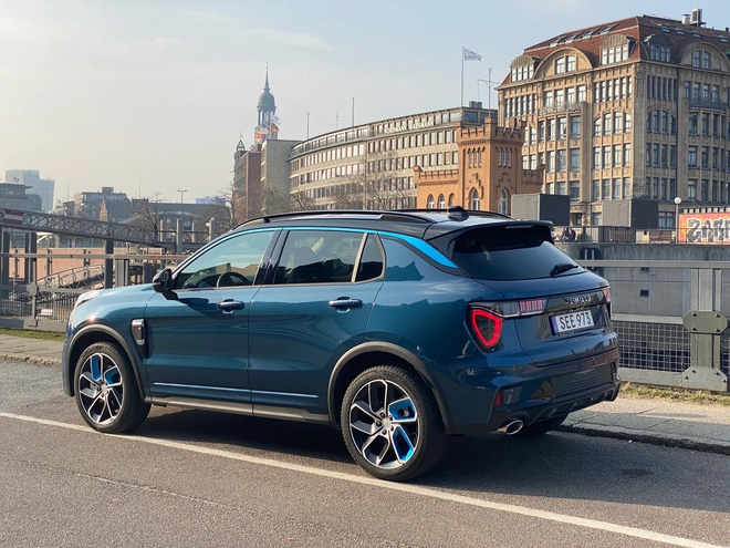 Lynk & Co 01 sắp về phiên bản mới: Bổ sung nhiều trang bị, giá dự kiến 1,1 tỷ đồng, khách mua sớm chỉ ngang giá CX-5- Ảnh 4. Lynk & Co 01 sắp về phiên bản mới: Bổ sung nhiều trang bị, giá dự kiến 1,1 tỷ đồng, khách mua sớm chỉ ngang giá CX-5- Ảnh 4.