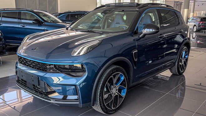 Lynk & Co 01 sắp về phiên bản mới: Bổ sung nhiều trang bị, giá dự kiến 1,1 tỷ đồng, khách mua sớm chỉ ngang giá CX-5- Ảnh 3. Lynk & Co 01 sắp về phiên bản mới: Bổ sung nhiều trang bị, giá dự kiến 1,1 tỷ đồng, khách mua sớm chỉ ngang giá CX-5- Ảnh 3.