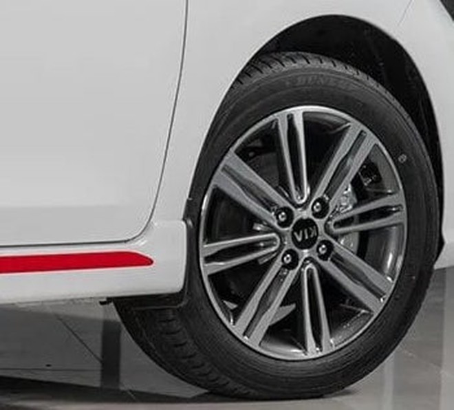 Chênh 11 triệu đồng, Hyundai Grand i10 và Kia Morning bản cao nhất hơn thua gì: Chọn an toàn hay thêm chút tiện nghi và sức mạnh động cơ- Ảnh 11. Chênh 11 triệu đồng, Hyundai Grand i10 và Kia Morning bản cao nhất hơn thua gì: Chọn an toàn hay thêm chút tiện nghi và sức mạnh động cơ- Ảnh 11.