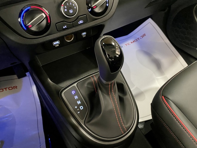 Ảnh thực tế Hyundai Grand i10 1.2AT hatchback giá 435 triệu đồng: Thấp hơn bản sedan 20 triệu đồng nhưng có ga tự động và đèn LED- Ảnh 20. Ảnh thực tế Hyundai Grand i10 1.2AT hatchback giá 435 triệu đồng: Thấp hơn bản sedan 20 triệu đồng nhưng có ga tự động và đèn LED- Ảnh 20.