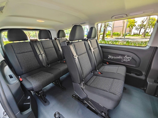 Xe van lại 'hot' tại Việt Nam: Ford Transit 2024 nhá ảnh chính thức, Mercedes Vito giảm giá kỷ lục- Ảnh 12. Xe van lại 'hot' tại Việt Nam: Ford Transit 2024 nhá ảnh chính thức, Mercedes Vito giảm giá kỷ lục- Ảnh 12.