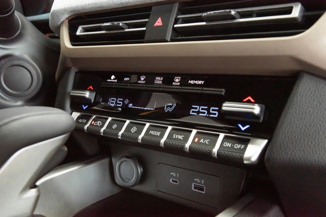 Chi tiết Mitsubishi Xforce Ultimate: Giá từ 705 triệu đồng, thêm 4 điểm quan trọng để đua doanh số cùng Toyota Yaris Cross- Ảnh 28. Chi tiết Mitsubishi Xforce Ultimate: Giá từ 705 triệu đồng, thêm 4 điểm quan trọng để đua doanh số cùng Toyota Yaris Cross- Ảnh 28.