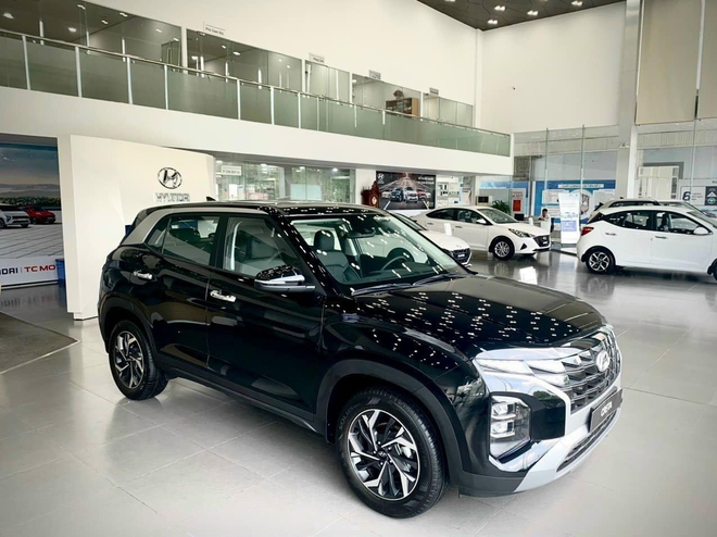 Hyundai Creta không giảm niêm yết nhưng giảm giá mạnh xả kho tại đại lý, đấu Seltos với giá chỉ ngang Sonet- Ảnh 8. Hyundai Creta không giảm niêm yết nhưng giảm giá mạnh xả kho tại đại lý, đấu Seltos với giá chỉ ngang Sonet- Ảnh 8.