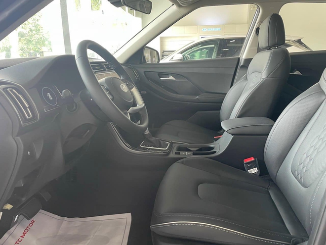 Hyundai Creta không giảm niêm yết nhưng giảm giá mạnh xả kho tại đại lý, đấu Seltos với giá chỉ ngang Sonet- Ảnh 11. Hyundai Creta không giảm niêm yết nhưng giảm giá mạnh xả kho tại đại lý, đấu Seltos với giá chỉ ngang Sonet- Ảnh 11.