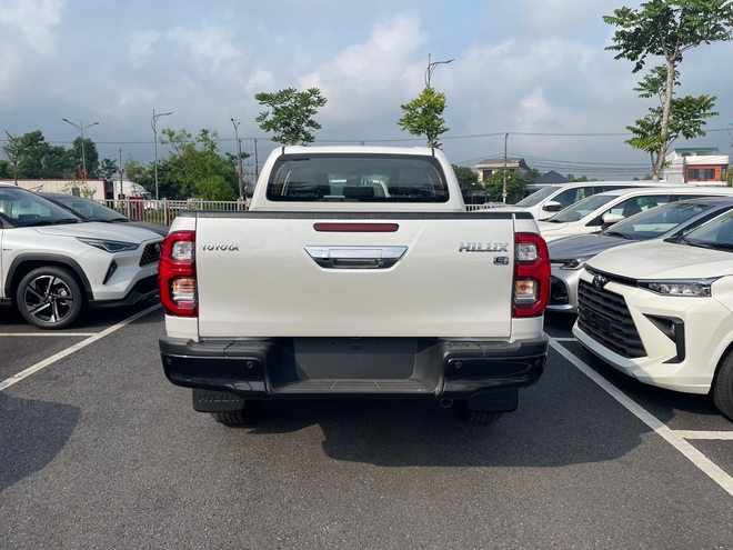 Nhiều bán tải mới ra mắt Việt Nam năm nay đấu Ranger: Triton 2024 lột xác, có mẫu lần đầu xuất hiện, giá dưới 500 triệu đồng- Ảnh 10. Nhiều bán tải mới ra mắt Việt Nam năm nay đấu Ranger: Triton 2024 lột xác, có mẫu lần đầu xuất hiện, giá dưới 500 triệu đồng- Ảnh 10.