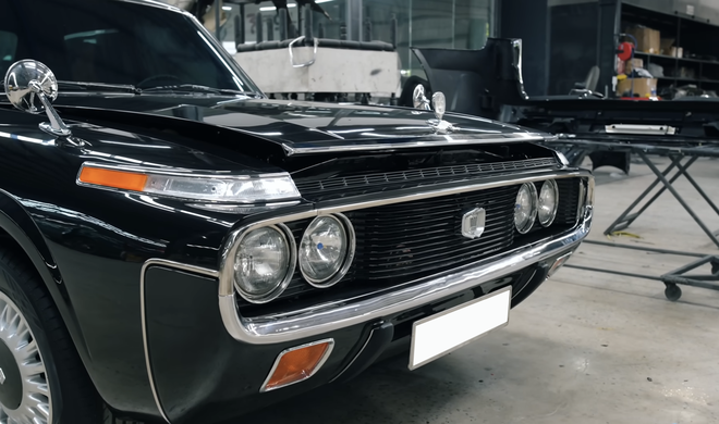 Dân chơi Việt độ lại Toyota Crown 49 năm tuổi như xe mới: Mất 120 ngày để hoàn thiện, có chi tiết giống Bentley- Ảnh 5. Dân chơi Việt độ lại Toyota Crown 49 năm tuổi như xe mới: Mất 120 ngày để hoàn thiện, có chi tiết giống Bentley- Ảnh 5.