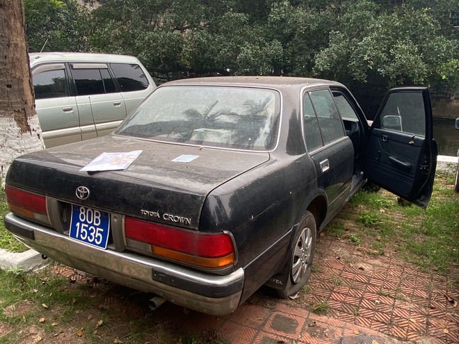 Đấu giá 3 xe Toyota Crown biển xanh, giá từ 65 triệu đồng: Dân chuyên nhận định khó có giá cao vì lý do này- Ảnh 2. Đấu giá 3 xe Toyota Crown biển xanh, giá từ 65 triệu đồng: Dân chuyên nhận định khó có giá cao vì lý do này- Ảnh 2.