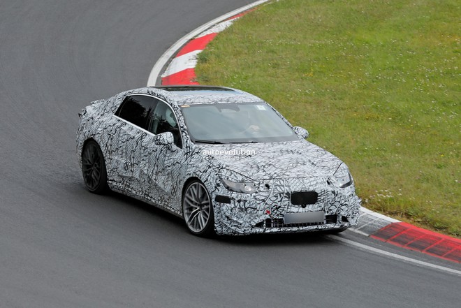 Mercedes-Benz C-Class lộ bản chạy điện: Thiết kế mới, khung gầm mới, có chi tiết giống S-Class- Ảnh 4. Mercedes-Benz C-Class lộ bản chạy điện: Thiết kế mới, khung gầm mới, có chi tiết giống S-Class- Ảnh 4.