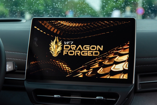 Thích EQS nhưng chốt VinFast VF 7, giám đốc công ty vận tải chia sẻ: ‘Công nghệ chẳng kém nhiều mà giá chỉ bằng một phần nhỏ’- Ảnh 12. Thích EQS nhưng chốt VinFast VF 7, giám đốc công ty vận tải chia sẻ: ‘Công nghệ chẳng kém nhiều mà giá chỉ bằng một phần nhỏ’- Ảnh 12.