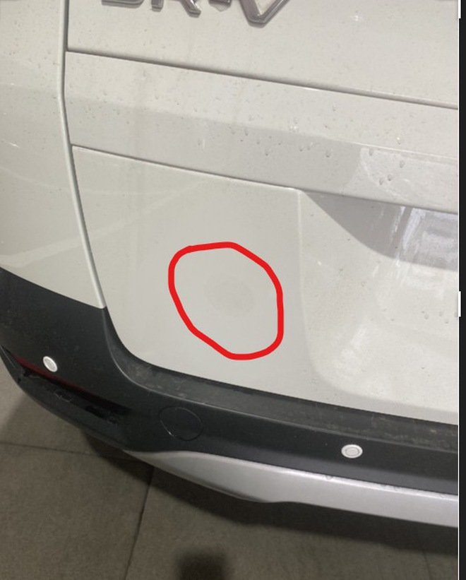 Vừa nhận Honda BR-V đã phát hiện hoen rỉ, chủ xe tại Vĩnh Phúc muốn đổi xe mới, hãng chỉ đồng ý thay phụ tùng và sơn lại- Ảnh 7. Vừa nhận Honda BR-V đã phát hiện hoen rỉ, chủ xe tại Vĩnh Phúc muốn đổi xe mới, hãng chỉ đồng ý thay phụ tùng và sơn lại- Ảnh 7.