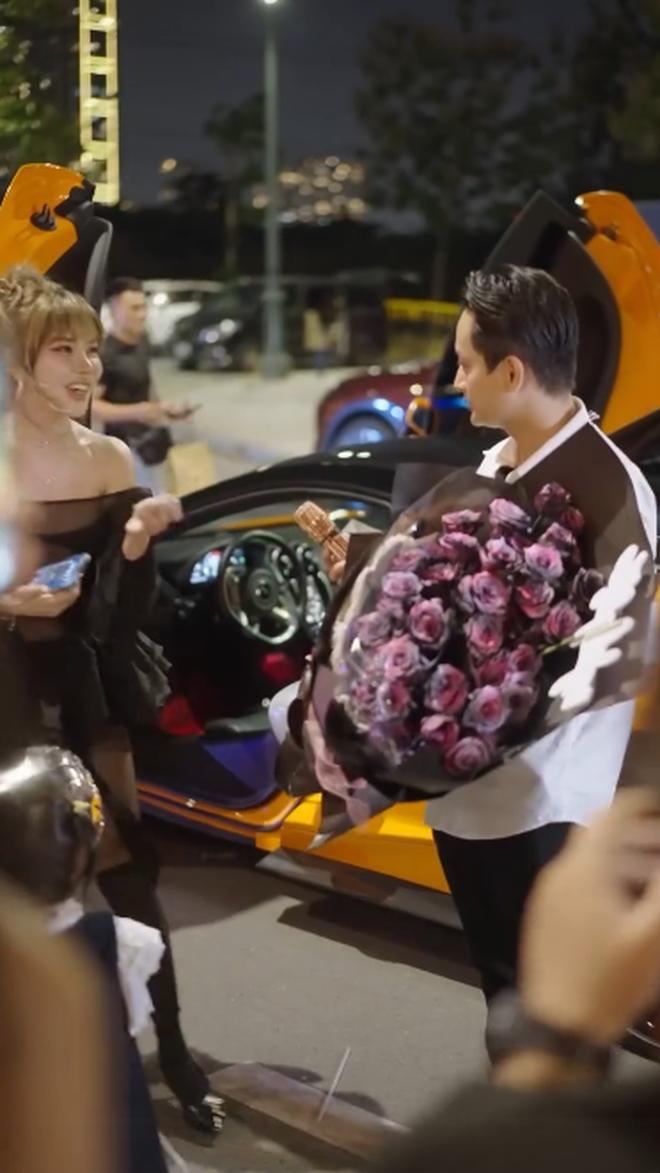 Hot girl 9X đời đầu tặng McLaren GT cho ông xã nhân dịp sinh nhật: Giá không dưới 16 tỷ đồng, là xe chính hãng độc nhất Việt Nam- Ảnh 2.