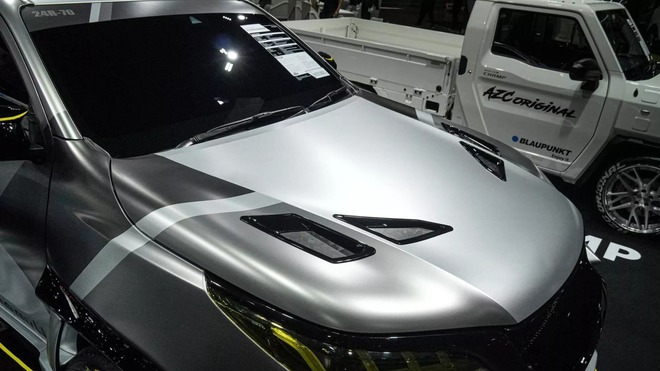 Fan Toyota Fortuner mê tốc độ sẽ thích bản đặc biệt này: Mạnh 221 mã lực, bodykit hầm hố, chỉ có 4 chỗ ngồi- Ảnh 4. Fan Toyota Fortuner mê tốc độ sẽ thích bản đặc biệt này: Mạnh 221 mã lực, bodykit hầm hố, chỉ có 4 chỗ ngồi- Ảnh 4.