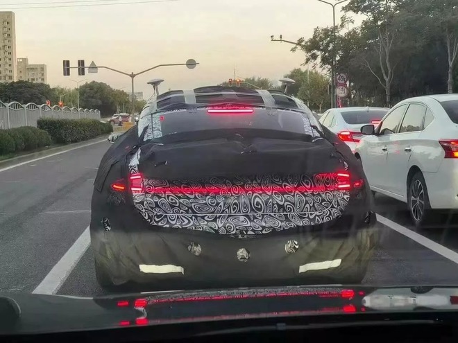 SUV Xiaomi mới lộ diện: Trông như ‘Ferrari giá rẻ’, giá sẽ đắt hơn sedan, ra mắt cuối năm nay- Ảnh 6. SUV Xiaomi mới lộ diện: Trông như ‘Ferrari giá rẻ’, giá sẽ đắt hơn sedan, ra mắt cuối năm nay- Ảnh 6.