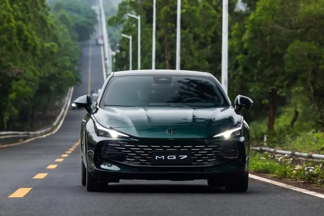 Loạt xe dự kiến ra mắt Việt Nam tháng 7: Suzuki XL7 hứa hẹn 'lợi hại hơn xưa', Ford Transit khuấy động phân khúc xe van- Ảnh 12. Loạt xe dự kiến ra mắt Việt Nam tháng 7: Suzuki XL7 hứa hẹn 'lợi hại hơn xưa', Ford Transit khuấy động phân khúc xe van- Ảnh 12.