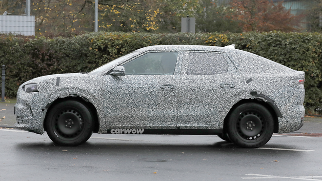 SUV điện mới của Ford lần đầu lộ diện chính thức: Chung gầm Volkswagen, ra mắt ngay tháng sau- Ảnh 7. SUV điện mới của Ford lần đầu lộ diện chính thức: Chung gầm Volkswagen, ra mắt ngay tháng sau- Ảnh 7.