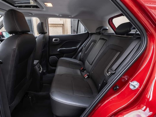 Hyundai Venue giảm giá kép tại đại lý: Bản ‘base’ còn 485 triệu, đấu Raize bằng giá rẻ nhất phân khúc- Ảnh 12. Hyundai Venue giảm giá kép tại đại lý: Bản ‘base’ còn 485 triệu, đấu Raize bằng giá rẻ nhất phân khúc- Ảnh 12.