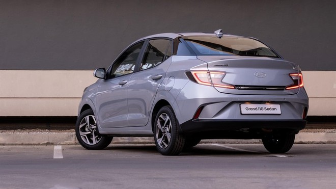 Hyundai i10 2024 lần đầu lộ diện tại Việt Nam: Mặt trước mới, đèn hậu theo 'trend', dễ trở lại ngôi vương phân khúc A- Ảnh 8.