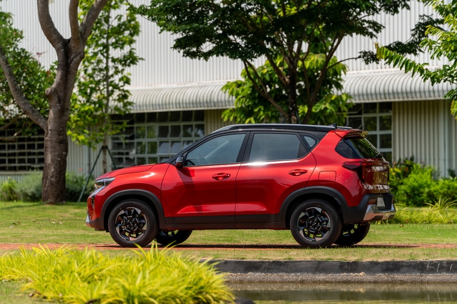 Soi kỹ từng trang bị của Kia Sonet 2024 so với bản cũ: Thay đổi đáng kể, nhiều 'option' bị lược bỏ- Ảnh 10. Soi kỹ từng trang bị của Kia Sonet 2024 so với bản cũ: Thay đổi đáng kể, nhiều 'option' bị lược bỏ- Ảnh 10.