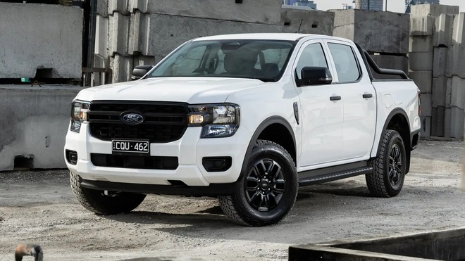 Ford Ranger thêm bản Black Edition: Lưới tản nhiệt và mâm xe tối màu, giới hạn 1.500 xe, giá quy đổi từ 965 triệu đồng- Ảnh 2.