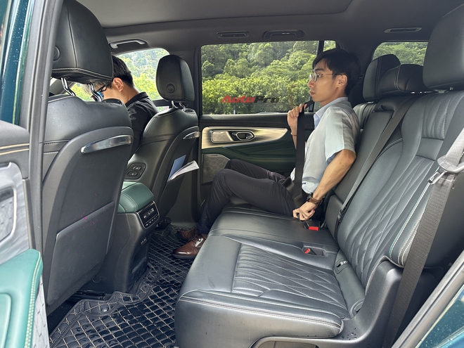 Sang tận Trung Quốc xem GAC GS8 sắp về Việt Nam: Chung gầm Toyota Prado, cạnh tranh bằng loạt trang bị xịn xò- Ảnh 18. Sang tận Trung Quốc xem GAC GS8 sắp về Việt Nam: Chung gầm Toyota Prado, cạnh tranh bằng loạt trang bị xịn xò- Ảnh 18.