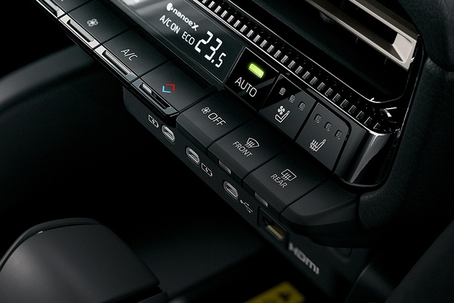 Toyota Land Cruiser Prado 2024 chốt ra mắt Thái Lan năm nay, khách có tiền chưa chắc mua được do chỉ bán giới hạn 50 chiếc ban đầu- Ảnh 23. Toyota Land Cruiser Prado 2024 chốt ra mắt Thái Lan năm nay, khách có tiền chưa chắc mua được do chỉ bán giới hạn 50 chiếc ban đầu- Ảnh 23.