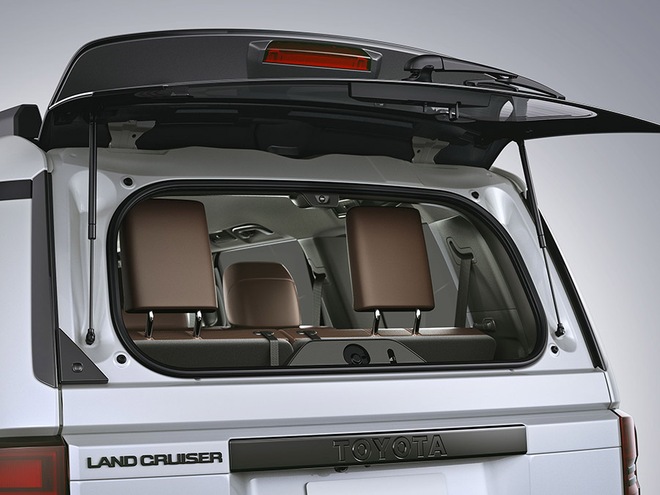 Toyota Land Cruiser Prado 2024 chốt ra mắt Thái Lan năm nay, khách có tiền chưa chắc mua được do chỉ bán giới hạn 50 chiếc ban đầu- Ảnh 12. Toyota Land Cruiser Prado 2024 chốt ra mắt Thái Lan năm nay, khách có tiền chưa chắc mua được do chỉ bán giới hạn 50 chiếc ban đầu- Ảnh 12.