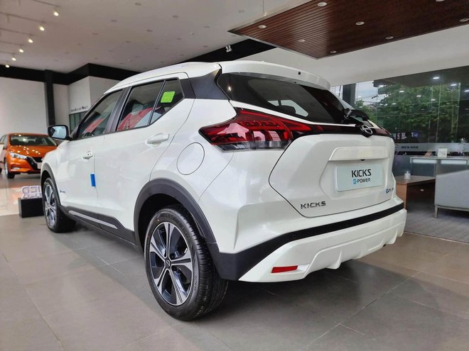 Nissan Kicks liên tục giảm giá tại đại lý: Bản đắt nhất còn 628 triệu, chỉ ngang bản thấp của Xforce, Seltos- Ảnh 6. Nissan Kicks liên tục giảm giá tại đại lý: Bản đắt nhất còn 628 triệu, chỉ ngang bản thấp của Xforce, Seltos- Ảnh 6.